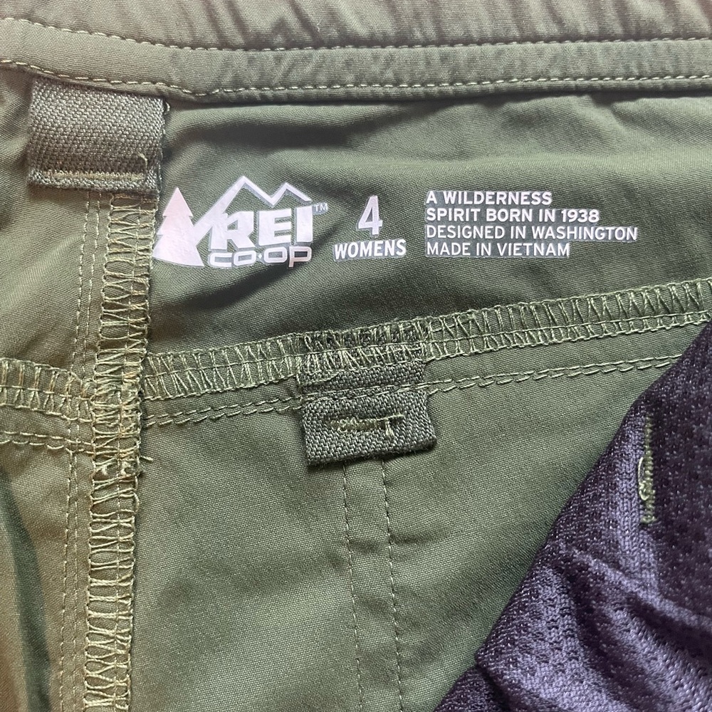 REI Women’s Trailmade Hiking Pants - Picture 2 of 3